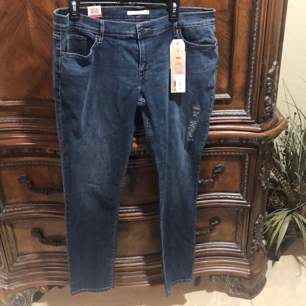 Levi jeans